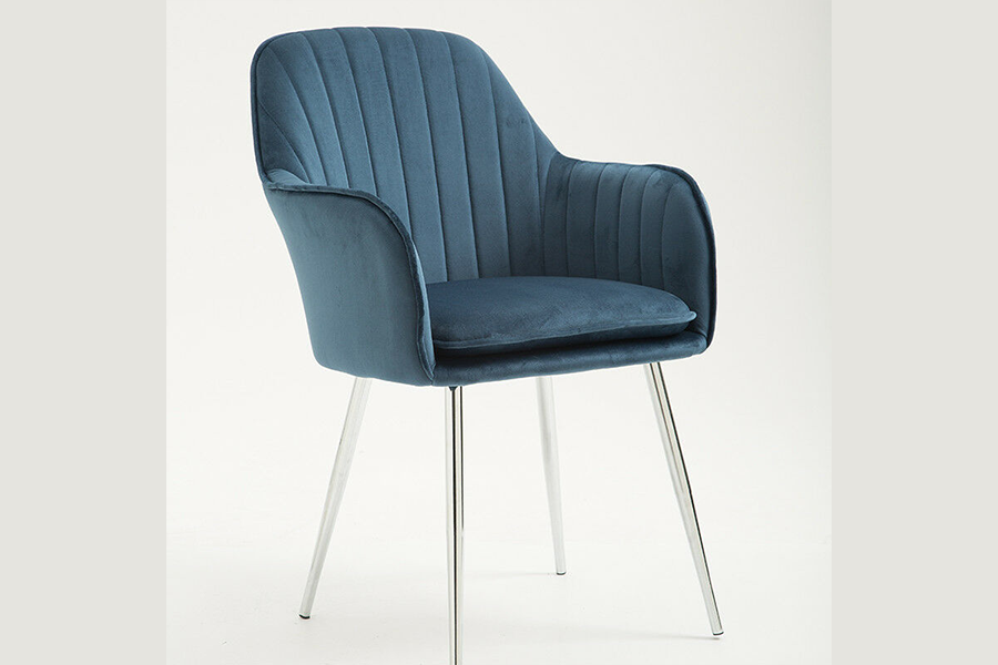 Comfortable velvet cushioned dining chair