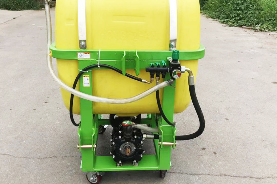 An airblast agricultural sprayer