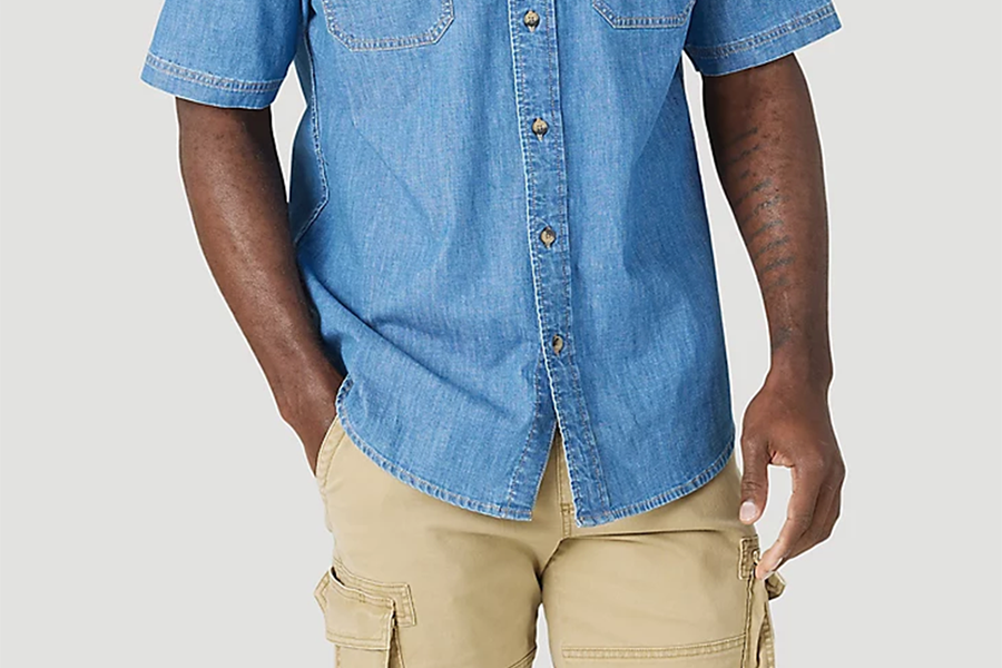 Men’s denim shirt with short sleeves