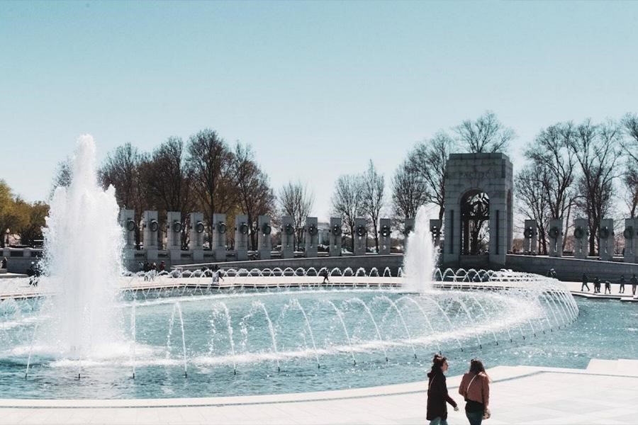 A large outdoor water fountain