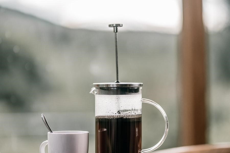 French press coffee machine with coffee essence